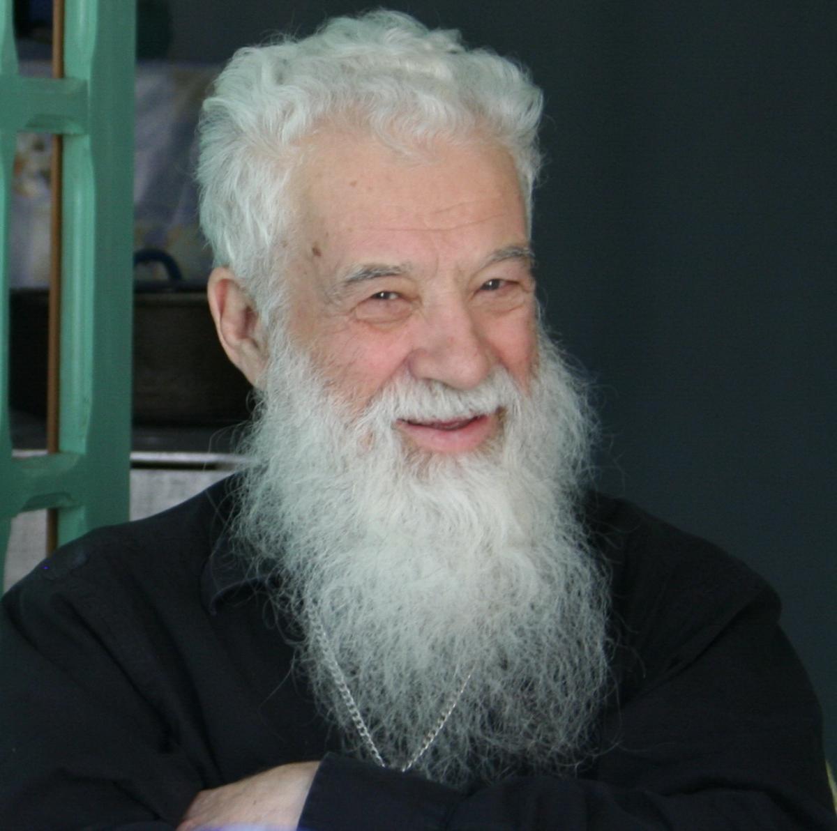 parintele_gheorghe_calciu